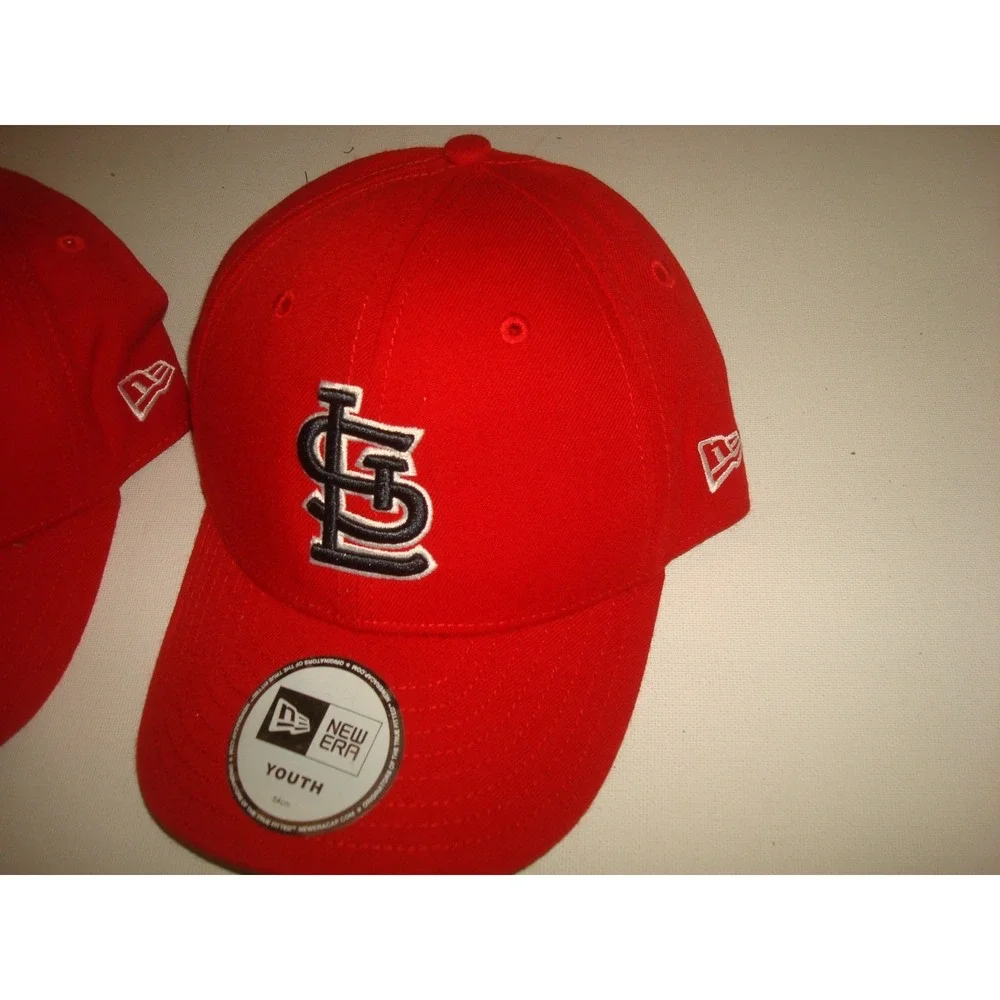 YOUTH--  2PC LOT ST LOUIS CARDINALS NEW ERA ‎  Y2K HAT CAP VINTAGE DEADSTOCK C4